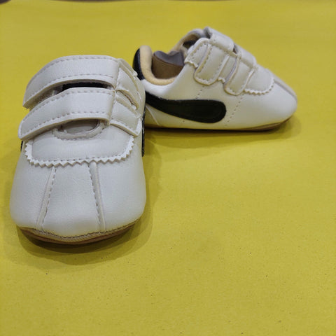 Baby shoes Multi colours